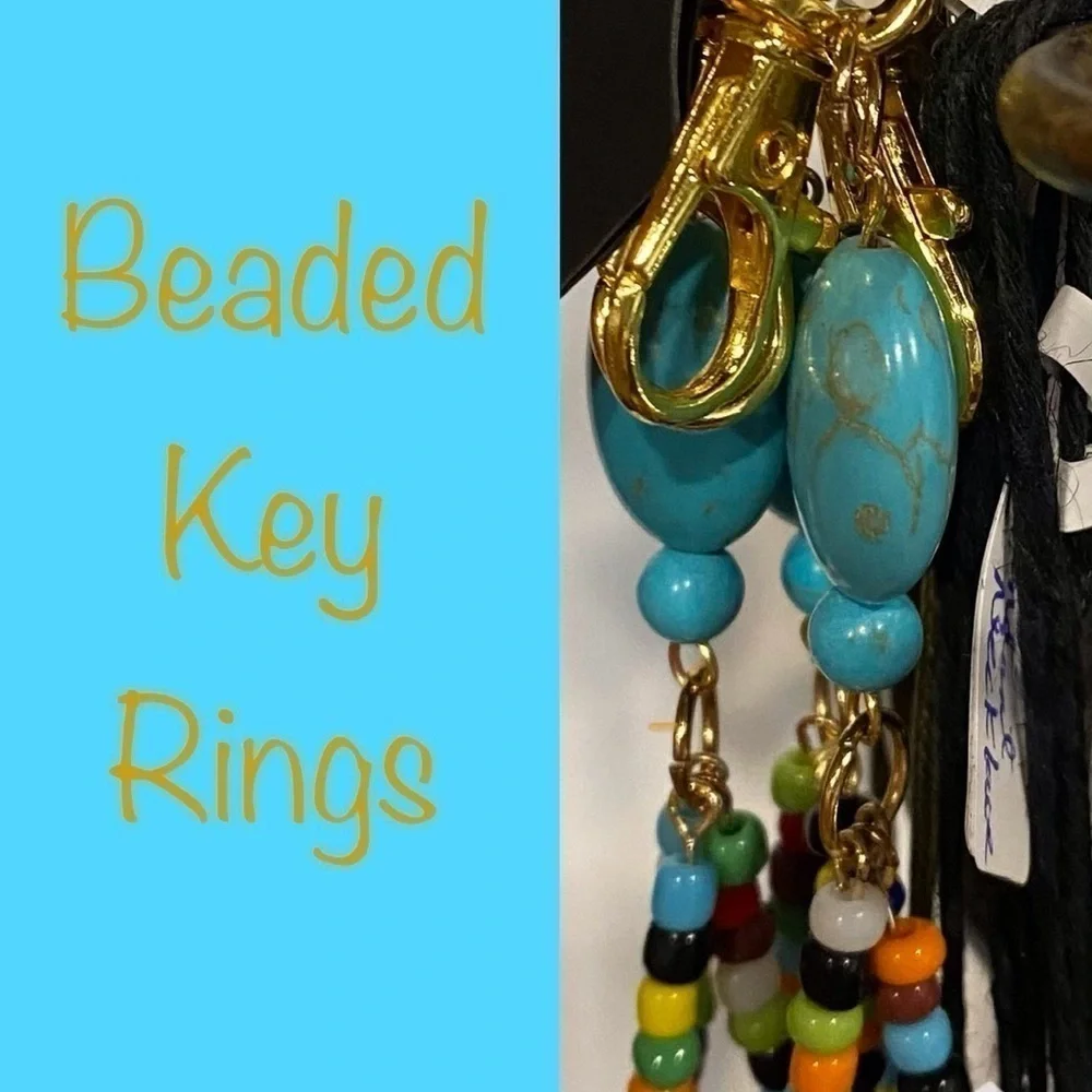 HANDCRAFTED Goldtone Keychain w/Turquoise Magnesite Gemstones & Glass Seed Beads